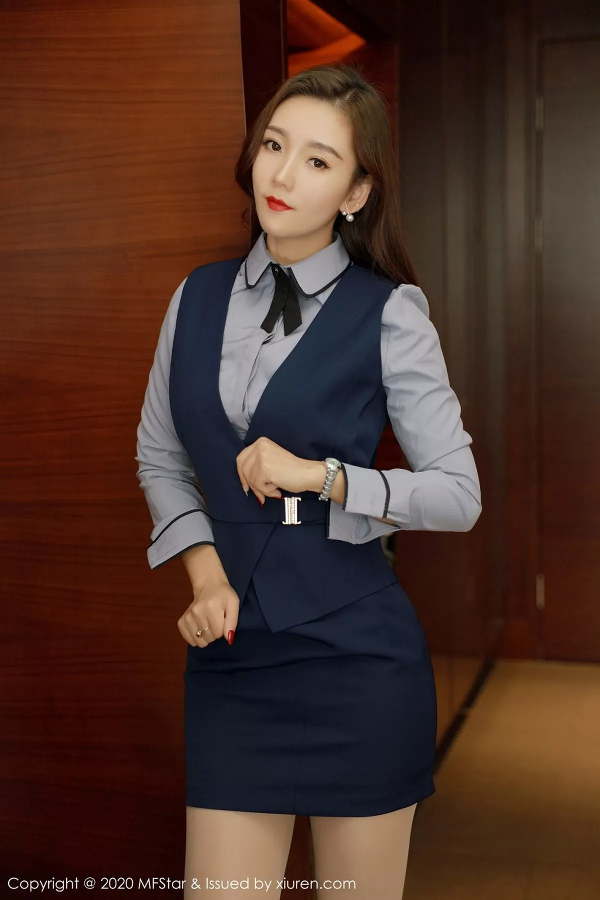 [MFStar模范学院]第425期艾静香写真-秀人资源网